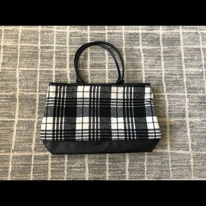 DSW black and white plaid large tote!